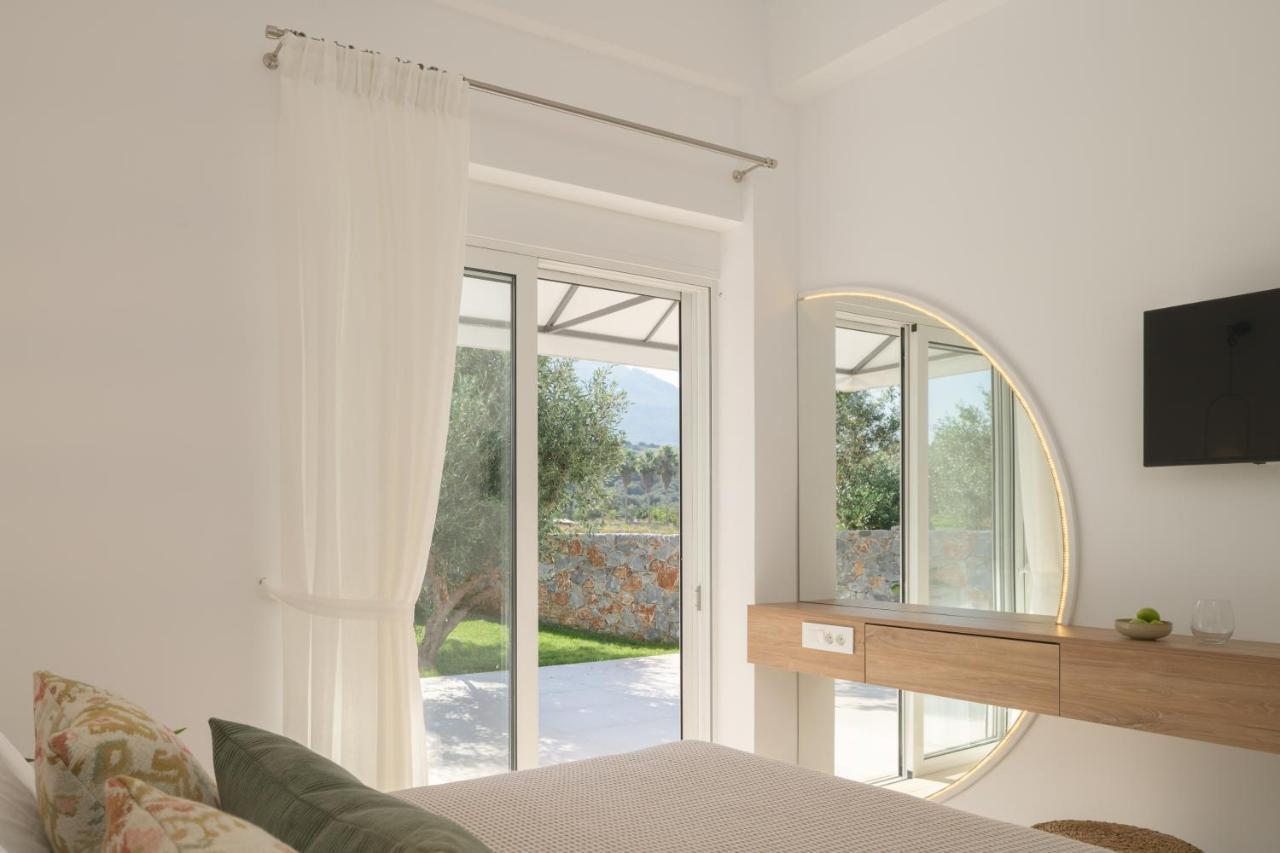 Pelagias Villa Lefka With Heated Pool Mathés Exteriör bild