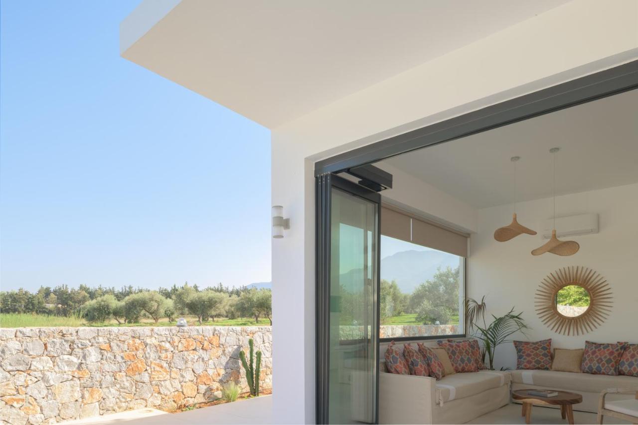 Pelagias Villa Lefka With Heated Pool Mathés Exteriör bild